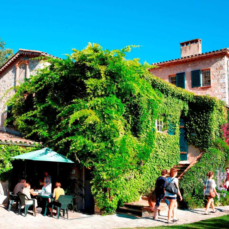 esl french france antibes centre international d antibes hero